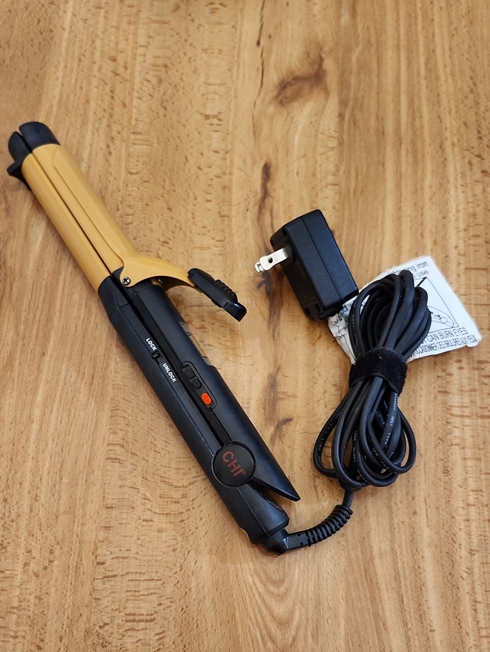 CHI GF1022 2 in 1 Ceramic 1-1/4" Curling & 1" Flat Iron w/GFI Plug Digital